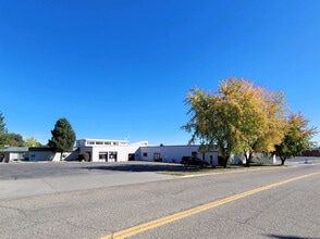 1230 N Skyline Dr, Idaho Falls, ID for lease Building Photo- Image 1 of 7