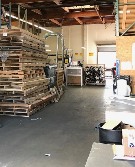 2055-2065 Williams St, San Leandro, CA for lease - Interior Photo - Image 2 of 4