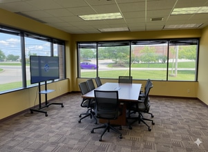 11492 Bluegrass Pky, Louisville, KY for lease Interior Photo- Image 1 of 7