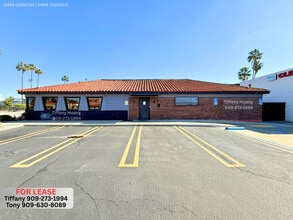 3512-3538 E Chapman Ave, Orange, CA à louer Photo intérieure- Image 2 de 10