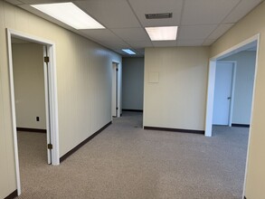 3168 Midtown Park S, Mobile, AL for lease Interior Photo- Image 2 of 5