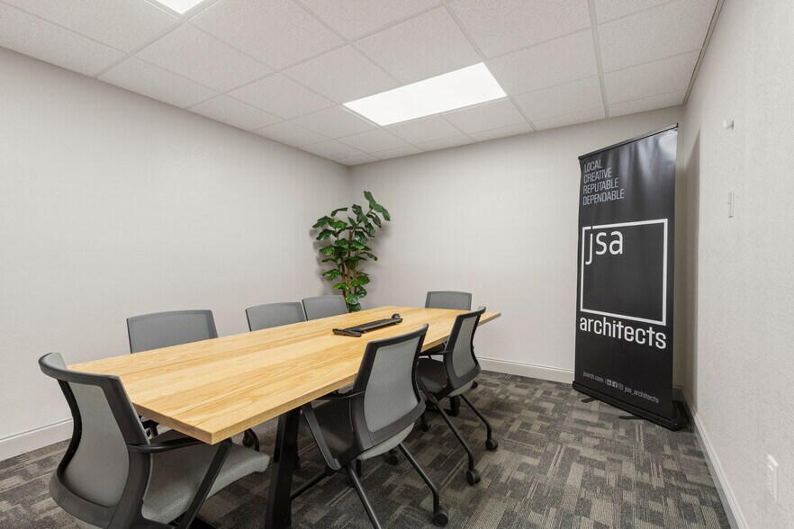 2003 W Wall St, Midland, TX à vendre - Photo du bâtiment - Image 3 de 41