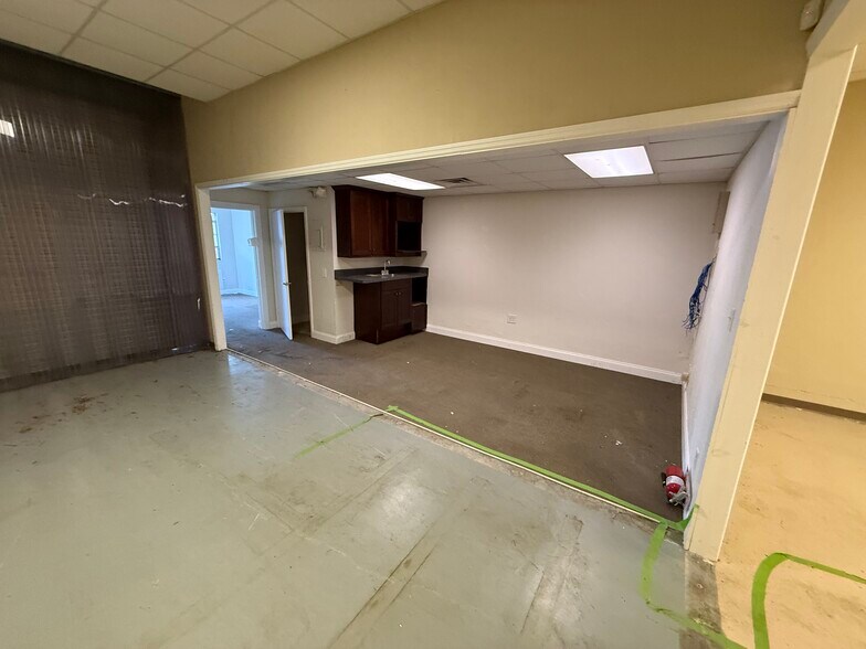 3536 NW 97th Blvd, Gainesville, FL à louer - Photo du bâtiment - Image 3 de 9