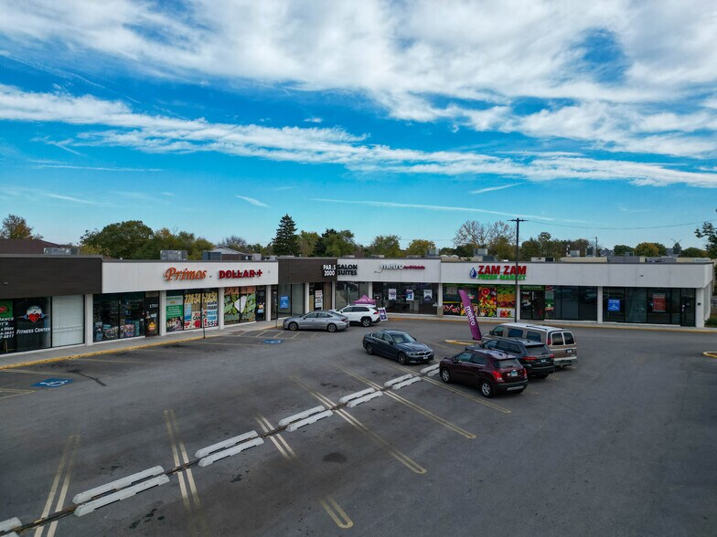 1736-1790 W Algonquin Rd, Arlington Heights, IL à louer - Photo du bâtiment - Image 3 de 8