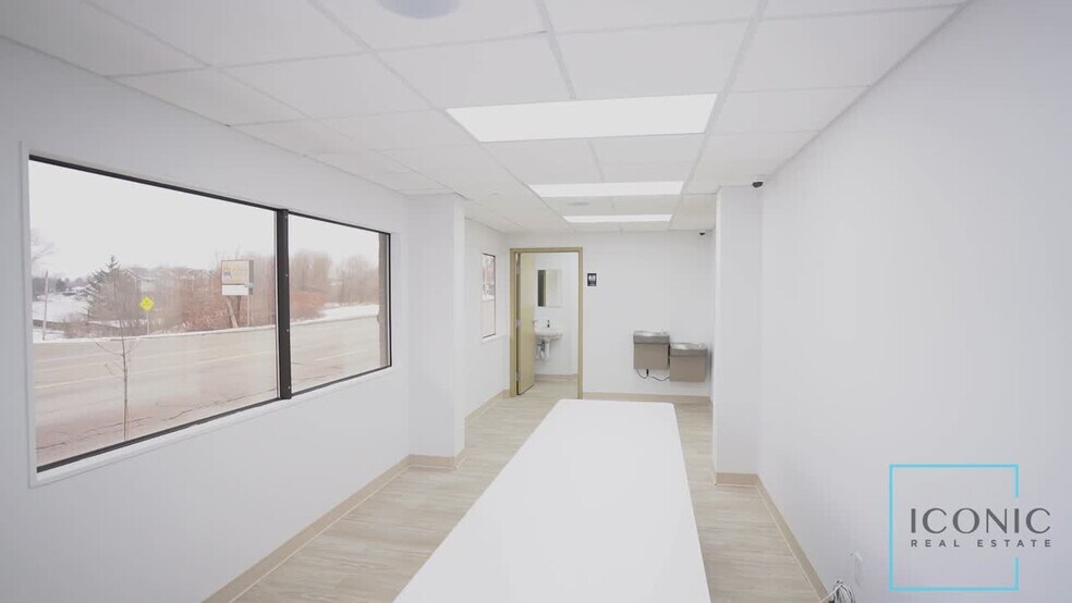 306 Columbia Ave W, Battle Creek, MI à vendre - Vidéo sur l’inscription commerciale - Image 2 de 6