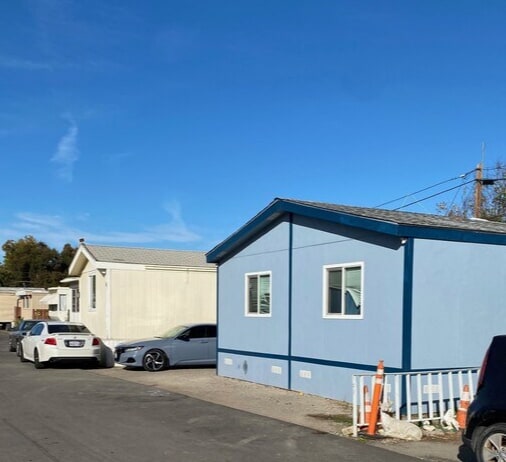 2629 Waterloo Rd, Stockton, CA à vendre - Photo du bâtiment - Image 2 de 6