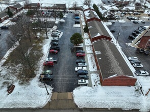 1980-1986 NW Copper Oaks Cir, Blue Springs, MO - AERIAL map view