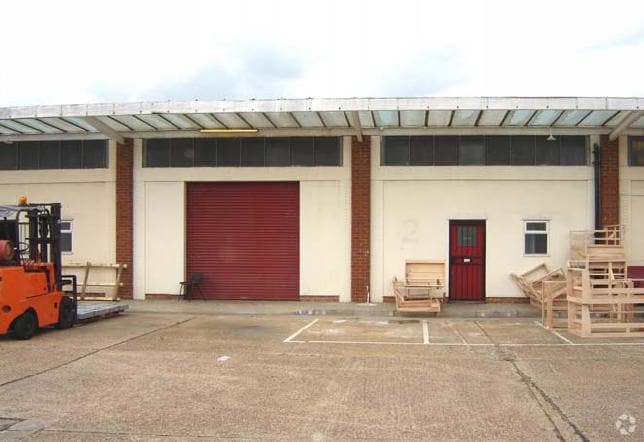 Lyon Rd, Romford for lease - Building Photo - Image 3 of 7