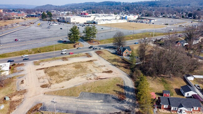 More details for 2060 Fort Henry Dr, Kingsport, TN - Land for Sale