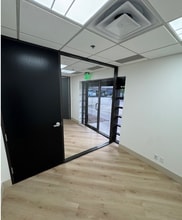 10617 N Hayden Rd, Scottsdale, AZ for lease Interior Photo- Image 1 of 10