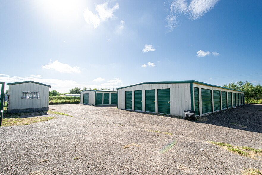 7103 W Mile 7 Rd, Mission, TX à louer - Photo du bâtiment - Image 3 de 12