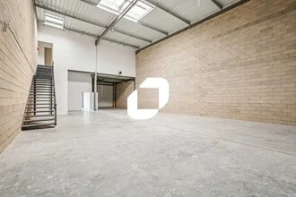 Flex dans Aulnay-sous-Bois à louer Photo du bâtiment- Image 1 de 2