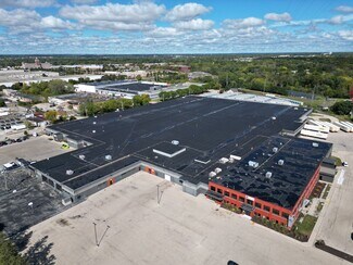 Plus de détails pour 4200 N Holton St, Milwaukee, WI - Bureau, Industriel à louer