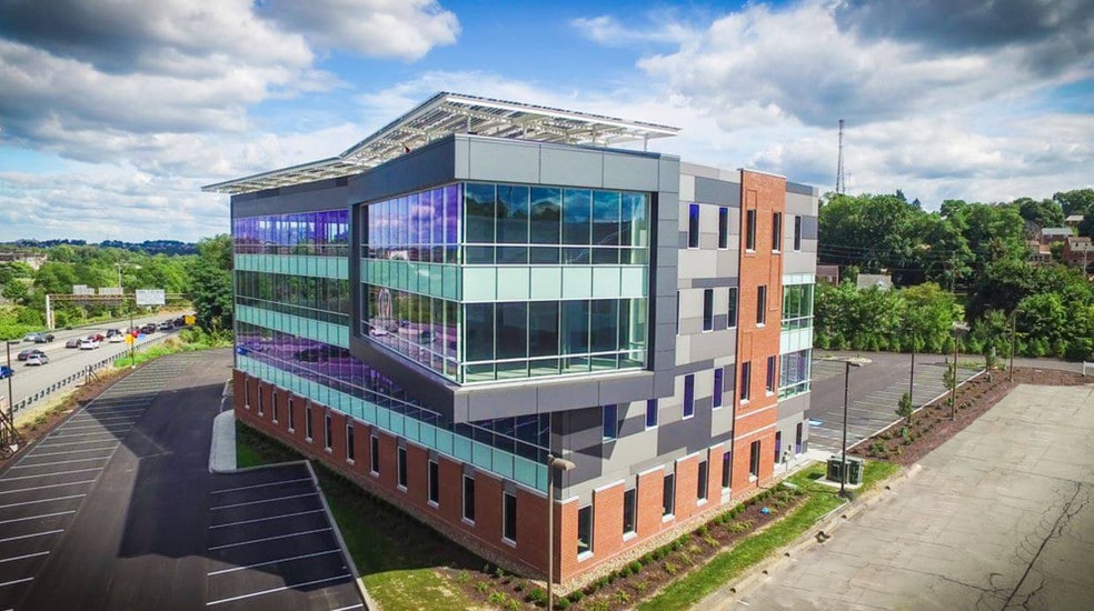 965 Greentree Rd, Pittsburgh, PA for lease - Building Photo - Image 3 of 8