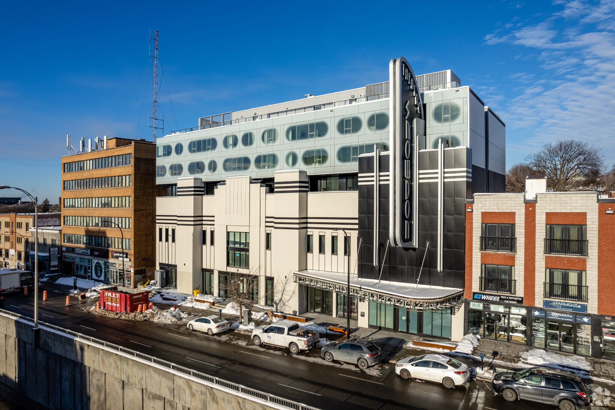 5225 Boul Décarie, Montréal, QC for sale Primary Photo- Image 1 of 1