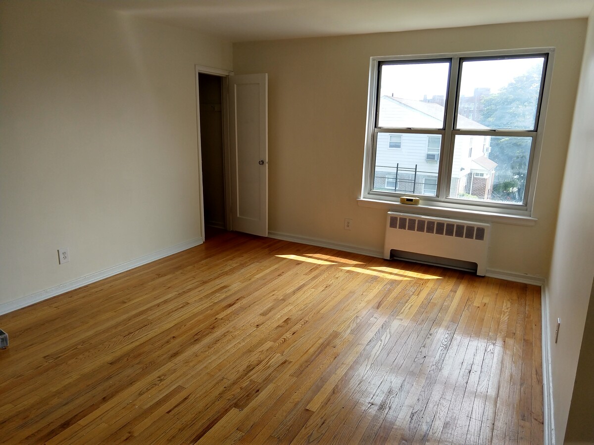 94 Spruce St, Yonkers, NY 10701 - Unit 90 -  - Interior Photo - Image 2 of 19
