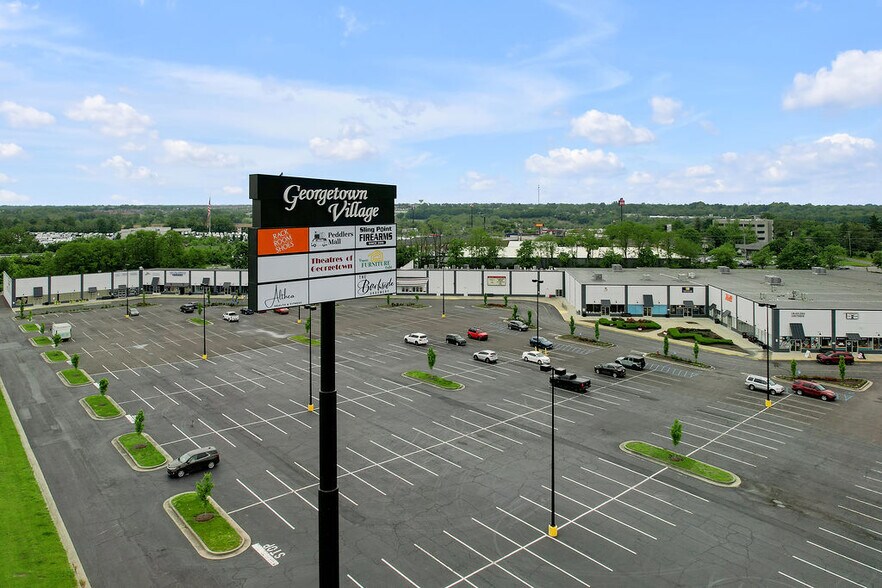 401 Outlet Center Dr, Georgetown, KY à vendre - Photo du bâtiment - Image 2 de 28