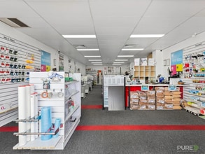 4 Patrick's Road, Arana Hills for lease Interior Photo- Image 1 of 6