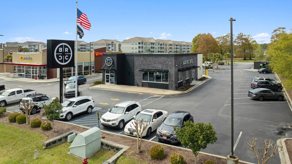 118 Loyola Dr, Myrtle Beach, SC à vendre - Photo du bâtiment - Image 2 de 5