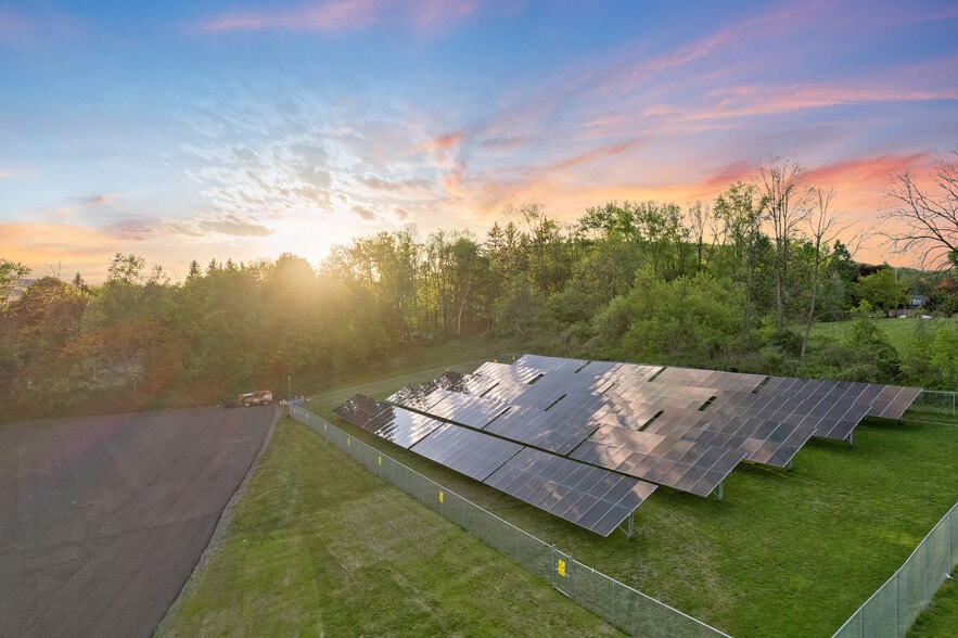 63 Barlow Rd, Binghamton, NY for lease - Building Photo - Image 2 of 18