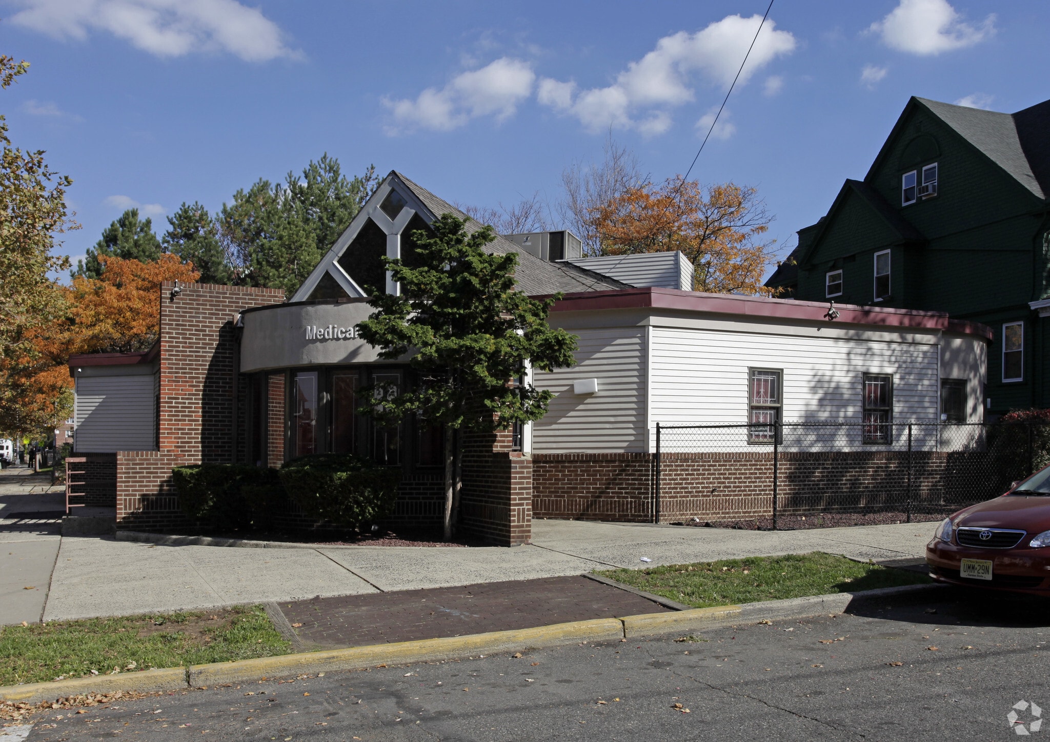 2440 John F Kennedy Blvd, Jersey City, NJ for lease Primary Photo- Image 1 of 3
