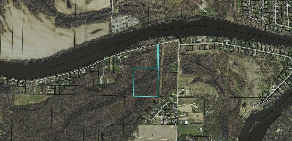 1679 Linden Drive, Saint Joseph, MI à vendre - Photo du bâtiment - Image 2 de 2