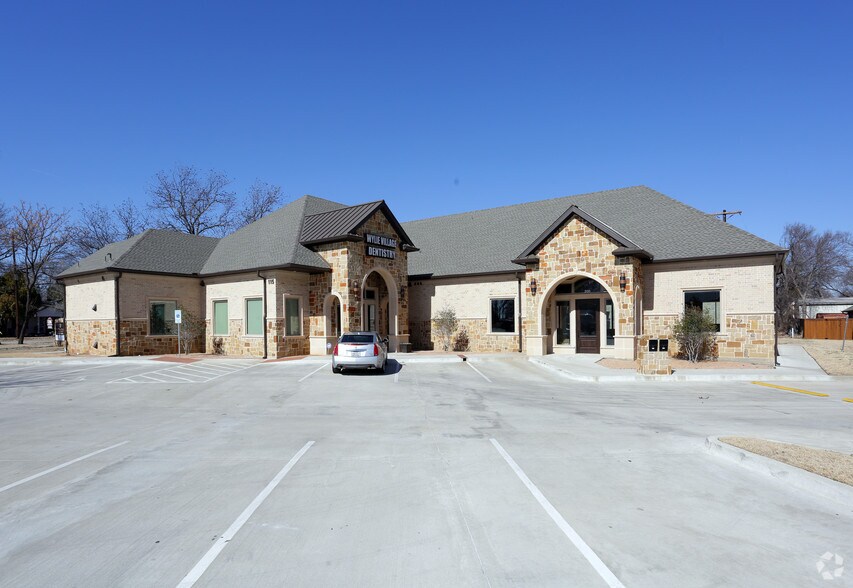 115 S Birmingham St, Wylie, TX à louer - Photo du bâtiment - Image 1 de 9