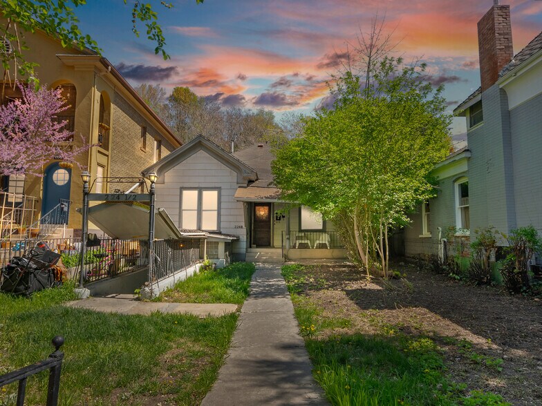 226 N Spencer Ct, Salt Lake City, UT à vendre - Photo du bâtiment - Image 3 de 11