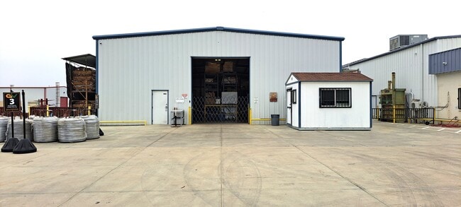 More details for 9309 Enos Ln, Bakersfield, CA - Industrial for Lease