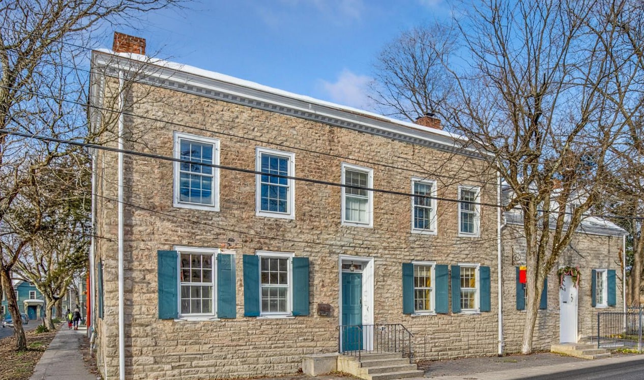 43 Crown St, Kingston, NY for lease Primary Photo- Image 1 of 18