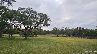 Plus de détails pour 874 Maximino Ridge Rd, Bulverde, TX - Terrain à vendre