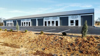 Plus de détails pour 400 Red Squirrel St, Bowling Green, KY - Flex à vendre