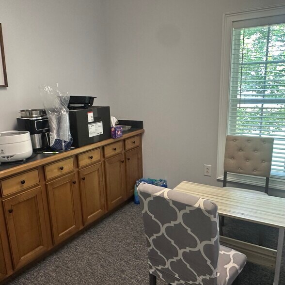 4214 Mayfair St, Myrtle Beach, SC à louer - Photo du bâtiment - Image 3 de 9
