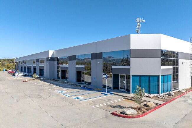 Plus de détails pour 12760 Danielson Ct, Poway, CA - Local d'activités à louer