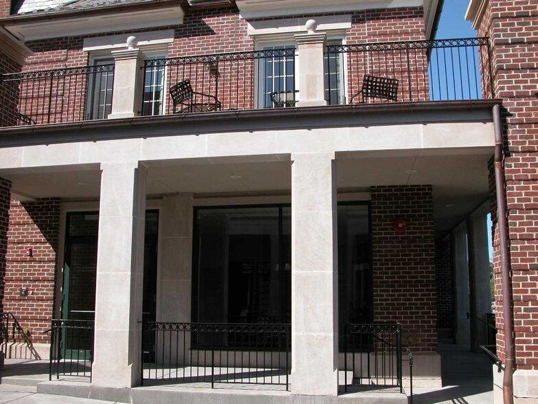 1000-1042 N Western Ave, Lake Forest, IL à louer - Photo du bâtiment - Image 2 de 2