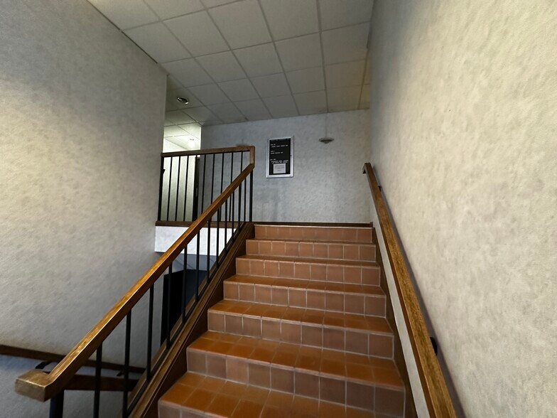 145 N 46th St, Lincoln, NE à louer - Photo du bâtiment - Image 3 de 3
