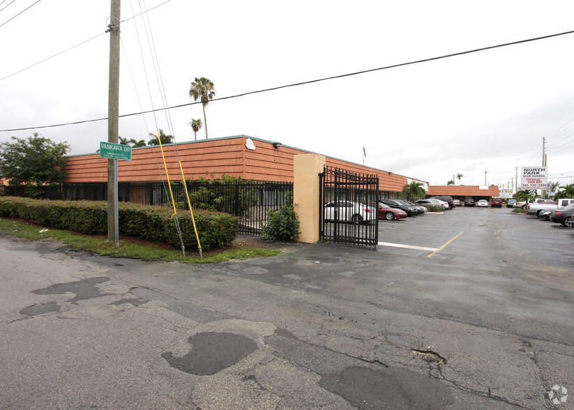 3400 NW 135th St, Opa Locka, FL for lease - Building Photo - Image 1 of 15