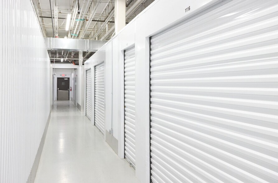 225 N Monroe St, Olathe, KS for sale - Building Photo - Image 3 of 11