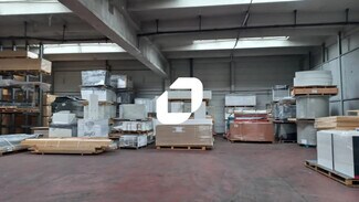 Plus de détails pour Local d'activités à louer