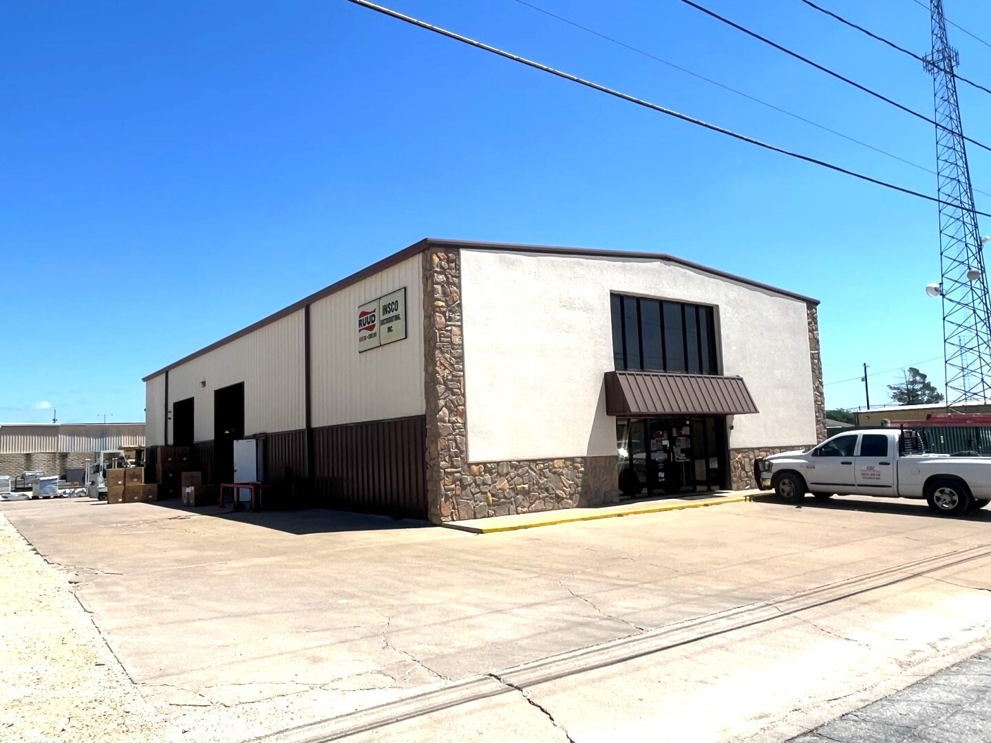 914 Arroyo St, San Angelo, TX for lease Interior Photo- Image 1 of 12