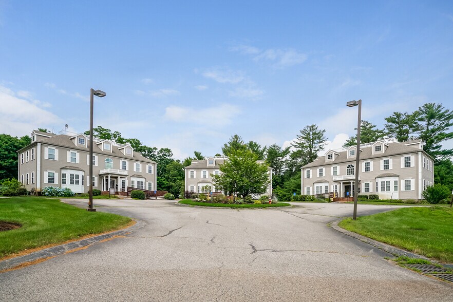 100 Schoosett St, Pembroke, MA for sale - Building Photo - Image 3 of 8