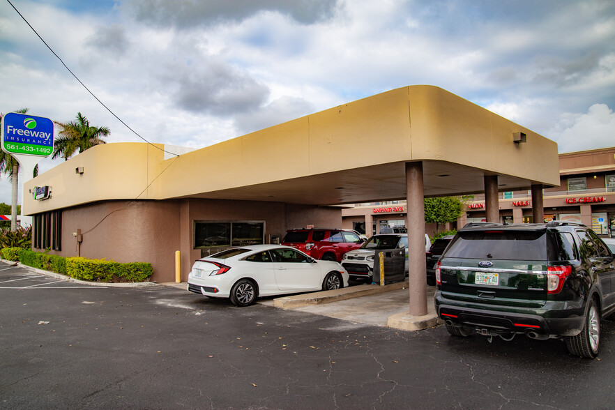 1020 S Military Trl, West Palm Beach, FL for sale - Building Photo - Image 3 of 4