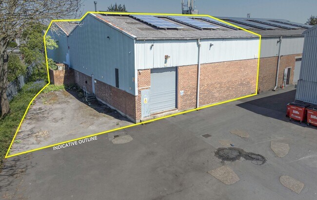 Plus de détails pour Braintree Rd, Ruislip - Industriel à louer