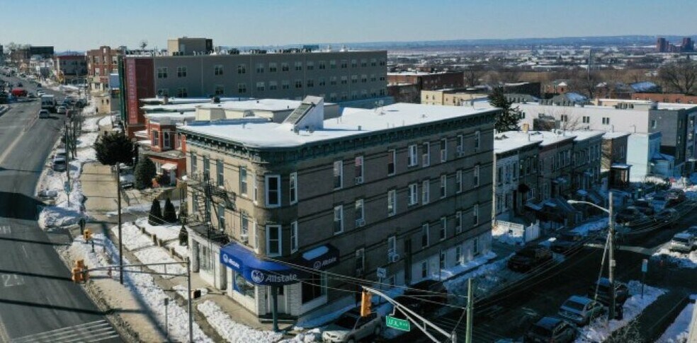 2531 Kennedy Blvd, North Bergen, NJ à vendre - Photo principale - Image 1 de 6