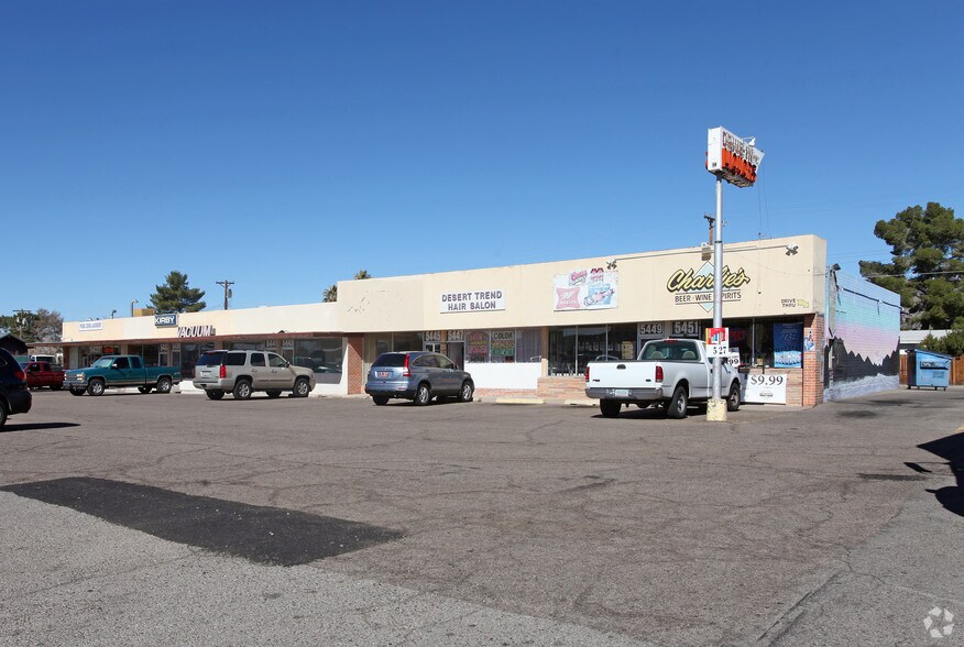5435-5451 E Pima St, Tucson, AZ à louer - Photo du bâtiment - Image 2 de 3