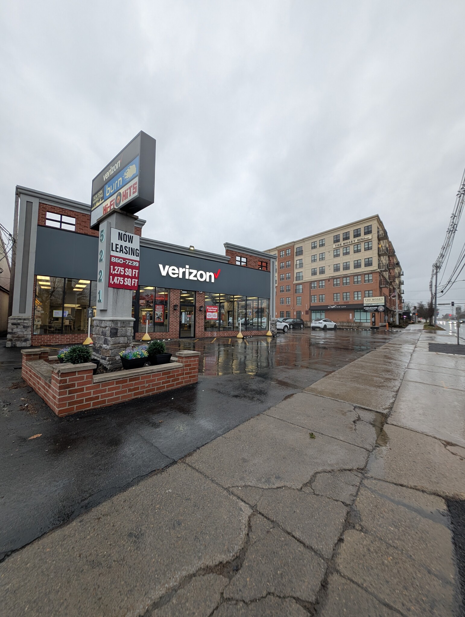 5221-5223 Main St, Buffalo, NY for lease Primary Photo- Image 1 of 31