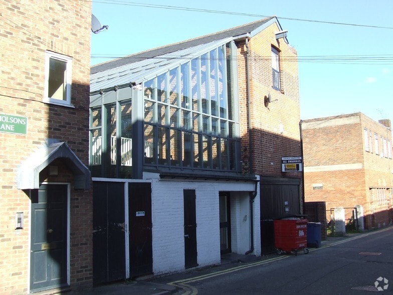 3 Nicholsons Ln, Maidenhead à louer - Photo du bâtiment - Image 3 de 3
