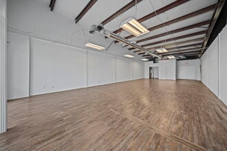 2212 S Walton Blvd, Bentonville, AR for lease Interior Photo- Image 2 of 2