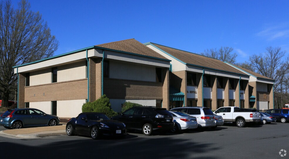 11870-11872 Sunrise Valley Dr, Reston, VA à louer - Photo principale - Image 2 de 7