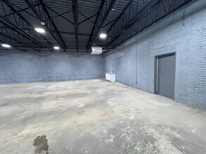 11 Brookdale Ave, Newark, NJ for lease Interior Photo- Image 2 of 4